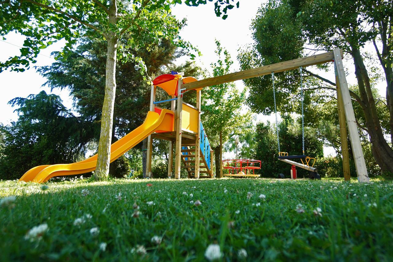 Kora Park Resort Formia Exterior foto
